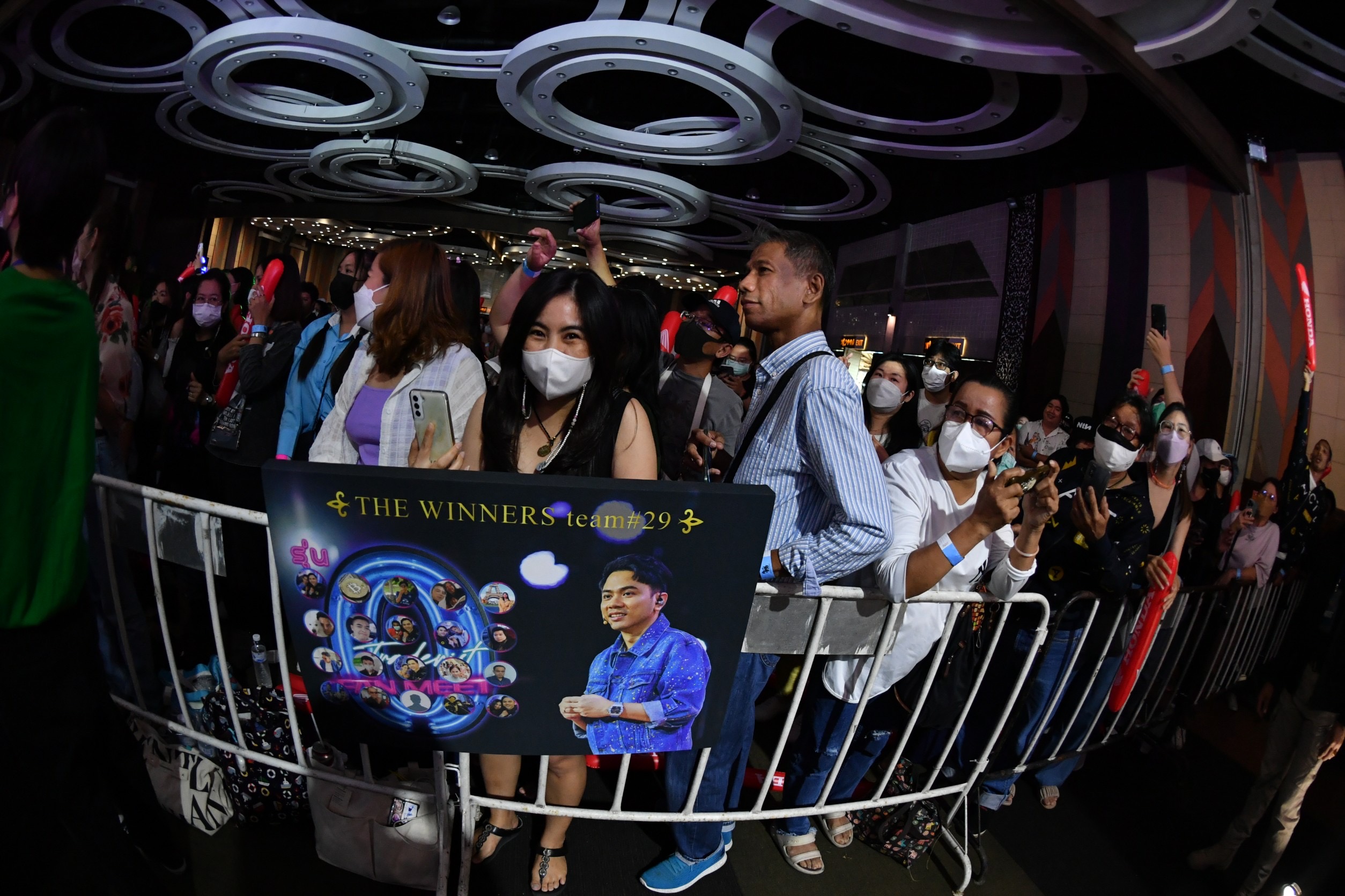 Acme-DoubleDeep จัดเต็มแสดงโชว์ใน BANGSAEN MUSIC FESTIVAL Acme-DoubleDeep จัดเต็มแสดงโชว์ใน BANGSAEN MUSIC FESTIVAL