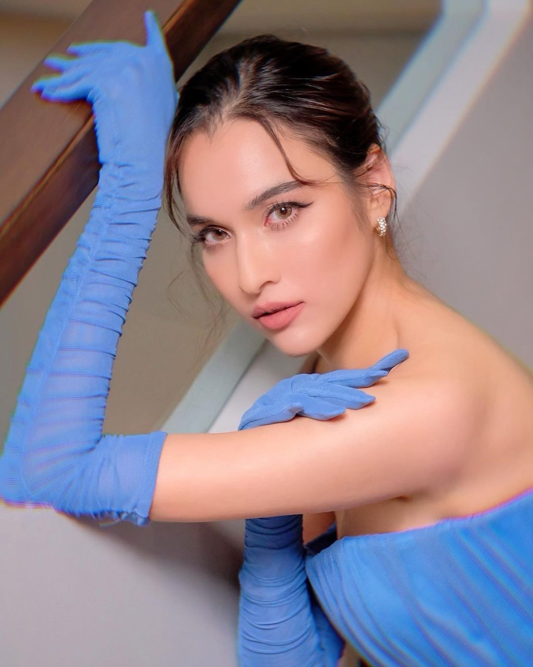 หยาดทิพย์ เผยภาพพาลูกสาวและสามี เมฆ รามา ทำบุญปล่อยปลา