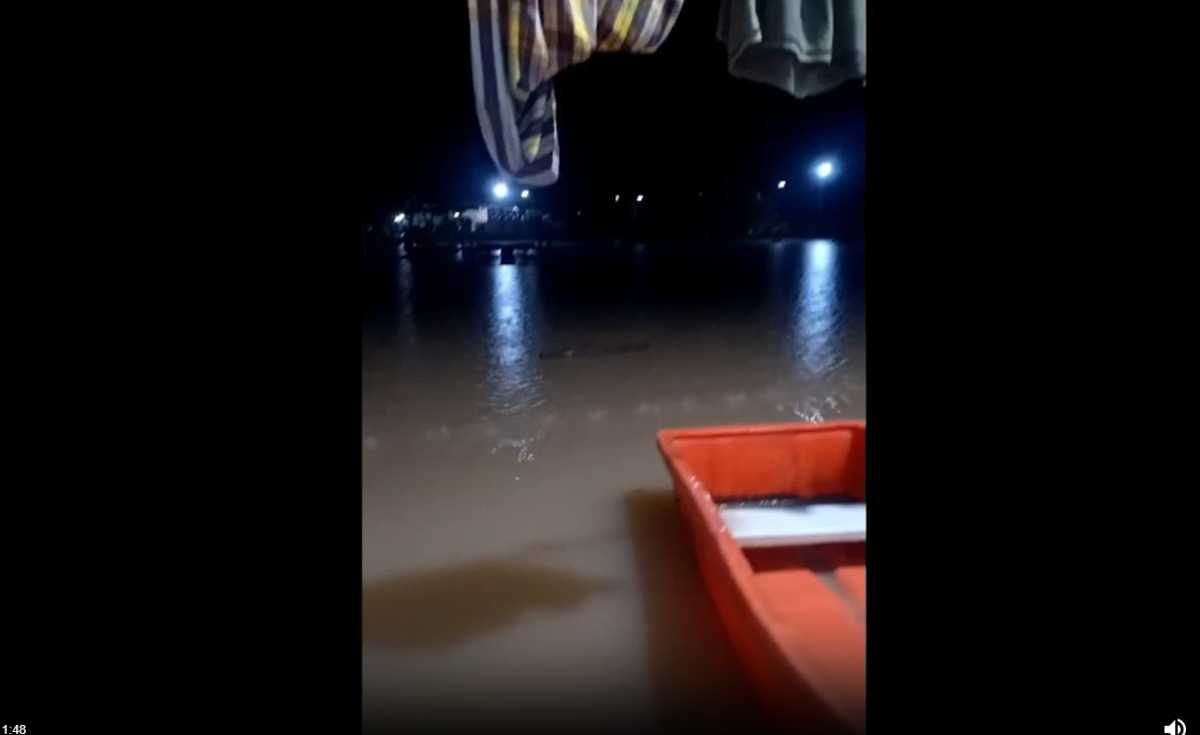 ฝนถล่มน้ำขังโรงเรียน บ้านเรือนชาวกระบี่ ฝนถล่มน้ำขังโรงเรียน บ้านเรือนชาวกระบี่