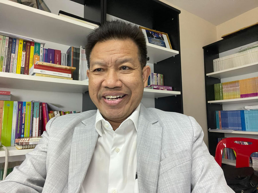 เบื้องหลังพินัยกรรม 100 ล้าน : พลิกมุมมองกฎหมาย ความสัมพันธ์ และความสุขที่แท้จริง เบื้องหลังพินัยกรรม 100 ล้าน : พลิกมุมมองกฎหมาย ความสัมพันธ์ และความสุขที่แท้จริง