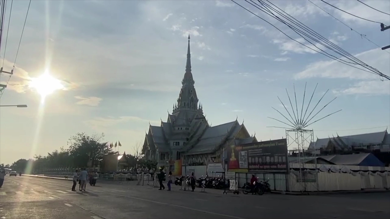 สงกรานต์ 2564 แห่ไหว้ หลวงพ่อโสธร ขอพรวันปีใหม่ไทย สงกรานต์ 2564 แห่ไหว้ หลวงพ่อโสธร ขอพรวันปีใหม่ไทย
