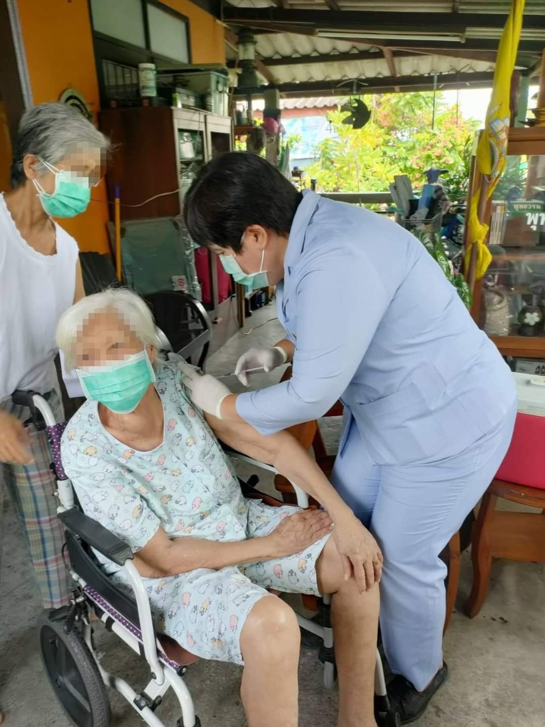 เปิดวิธีลงทะเบียนฉีดวัคซีนโควิดที่บ้าน ผู้สูงอายุ-ผู้ป่วยติดเตียง ในพื้นที่ กทม.