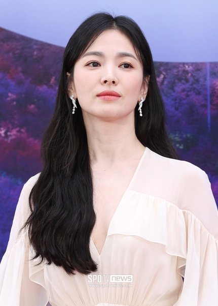 ลุ้น Baeksang Arts Awards!! ‘ซงฮเยคโย-ซูจี-พัคจินยอง-พัคโบกอม’ นำทัพซุปตาร์หล่อสวยบนพรมแดง ลุ้น Baeksang Arts Awards!! ‘ซงฮเยคโย-ซูจี-พัคจินยอง-พัคโบกอม’ นำทัพซุปตาร์หล่อสวยบนพรมแดง
