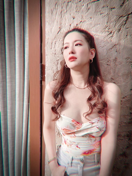 ได๋ ไดอาน่า หัวหมุน รับเคสผู้ป่วยโควิด ประสานเตียง การรักษา แทบไม่มีเวลาพัก ได๋ ไดอาน่า หัวหมุน รับเคสผู้ป่วยโควิด ประสานเตียง การรักษา แทบไม่มีเวลาพัก