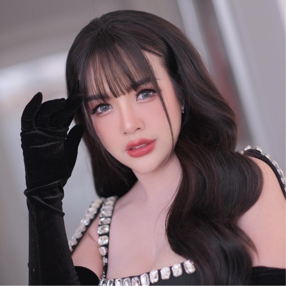 ชาวเน็ตดราม่า หลัง เจนนี่ รัชนก เตรียมทำเพลงให้เด็กในค่าย ลั่น ถ้ายอดวิวไม่ถึง 10 ล้าน ต้องขายครีมเพื่อต่อสัญญา 