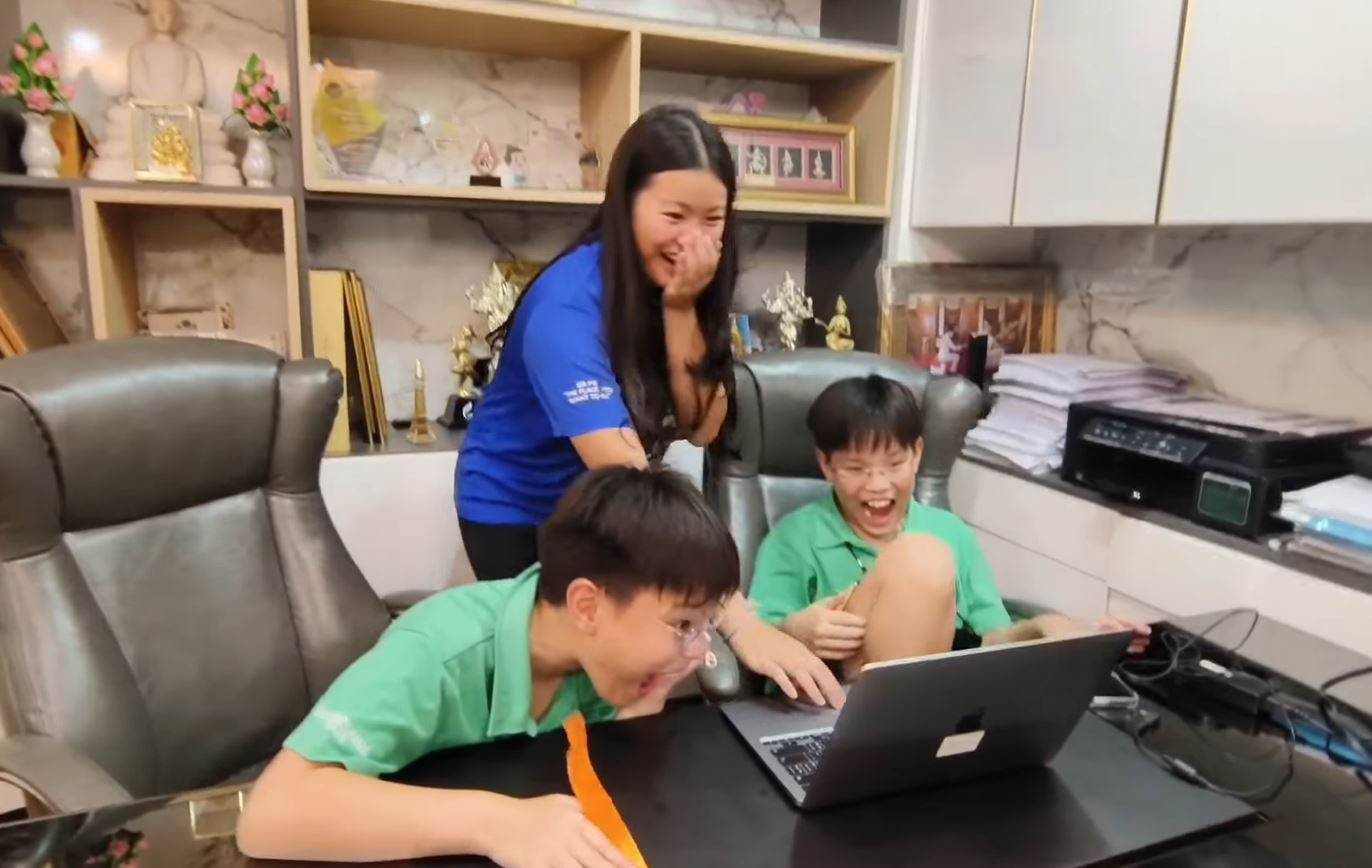 น้องณัชชา ลูกสาวพี่บ๊อบ เก่งมาก!! สอบติดโรงเรียนที่ขึ้นชื่อว่าเข้ายากที่สุดในโลก