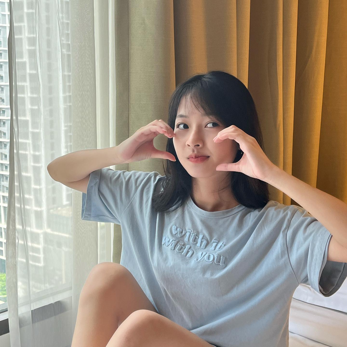 ชาวเน็ตอาลัย ‘น้องพลอย’ ดาว TikTok เปิดคลิปสุดท้ายยอดวิวทะลุ 5 ล้าน ชาวเน็ตอาลัย ‘น้องพลอย’ ดาว TikTok เปิดคลิปสุดท้ายยอดวิวทะลุ 5 ล้าน