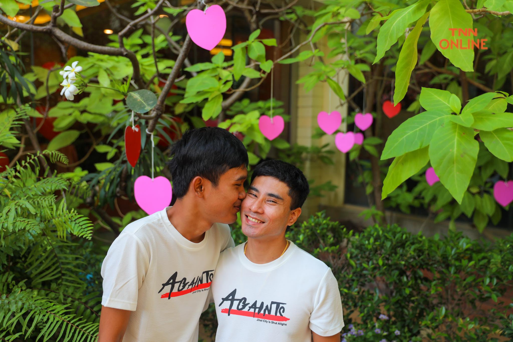 LGBTQ จดทะเบียนสมรส แสดงออกเชิงสัญลักษณ์ทุกเพศเท่าเทียม