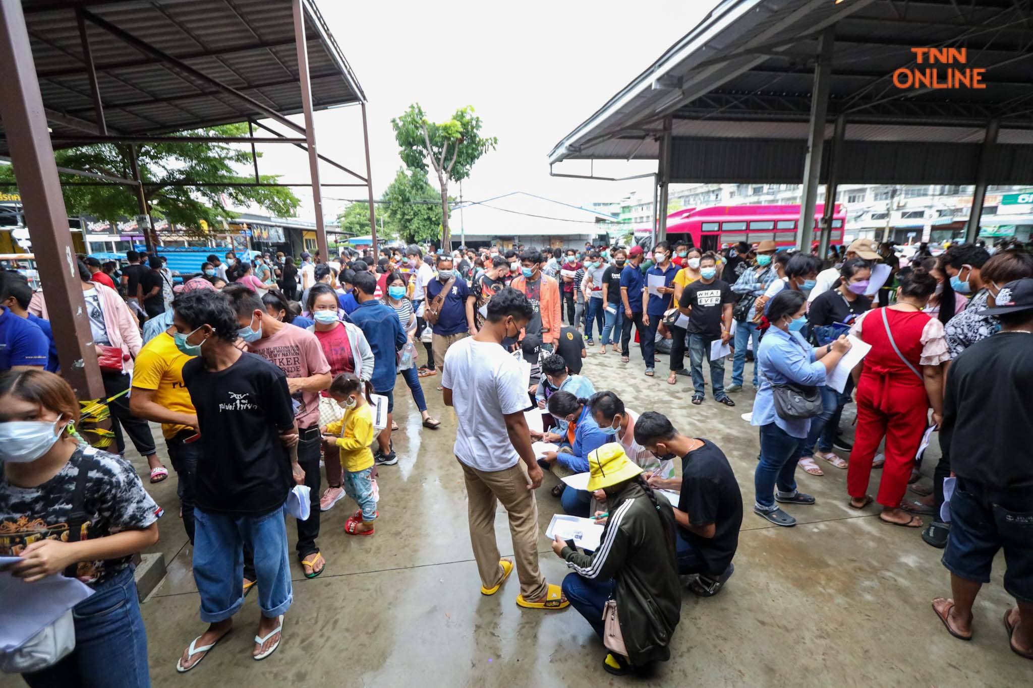 นนทบุรีจัดฉีดวัคซีนแรงงานข้ามชาติที่ทำงานในไทย