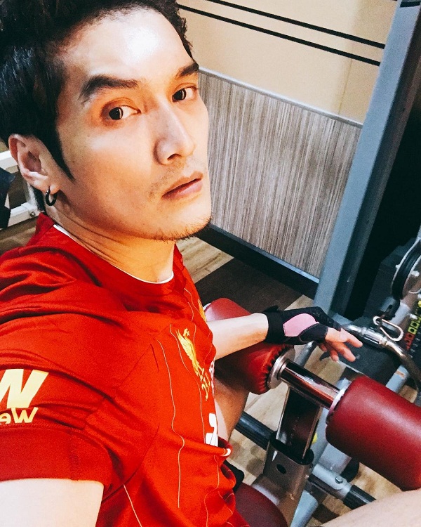 “อู๋ นวพล” แชร์ประสบการณ์ออกกำลังหนักจนปอดรั่ว (มีคลิป) “อู๋ นวพล” แชร์ประสบการณ์ออกกำลังหนักจนปอดรั่ว (มีคลิป)