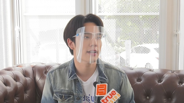 “คอปเตอร์ SBFIVE” ประทับใจ“แกงส้ม” แชร์ประสบการณ์ทำเพลง (มีคลิป) “คอปเตอร์ SBFIVE” ประทับใจ“แกงส้ม” แชร์ประสบการณ์ทำเพลง (มีคลิป)