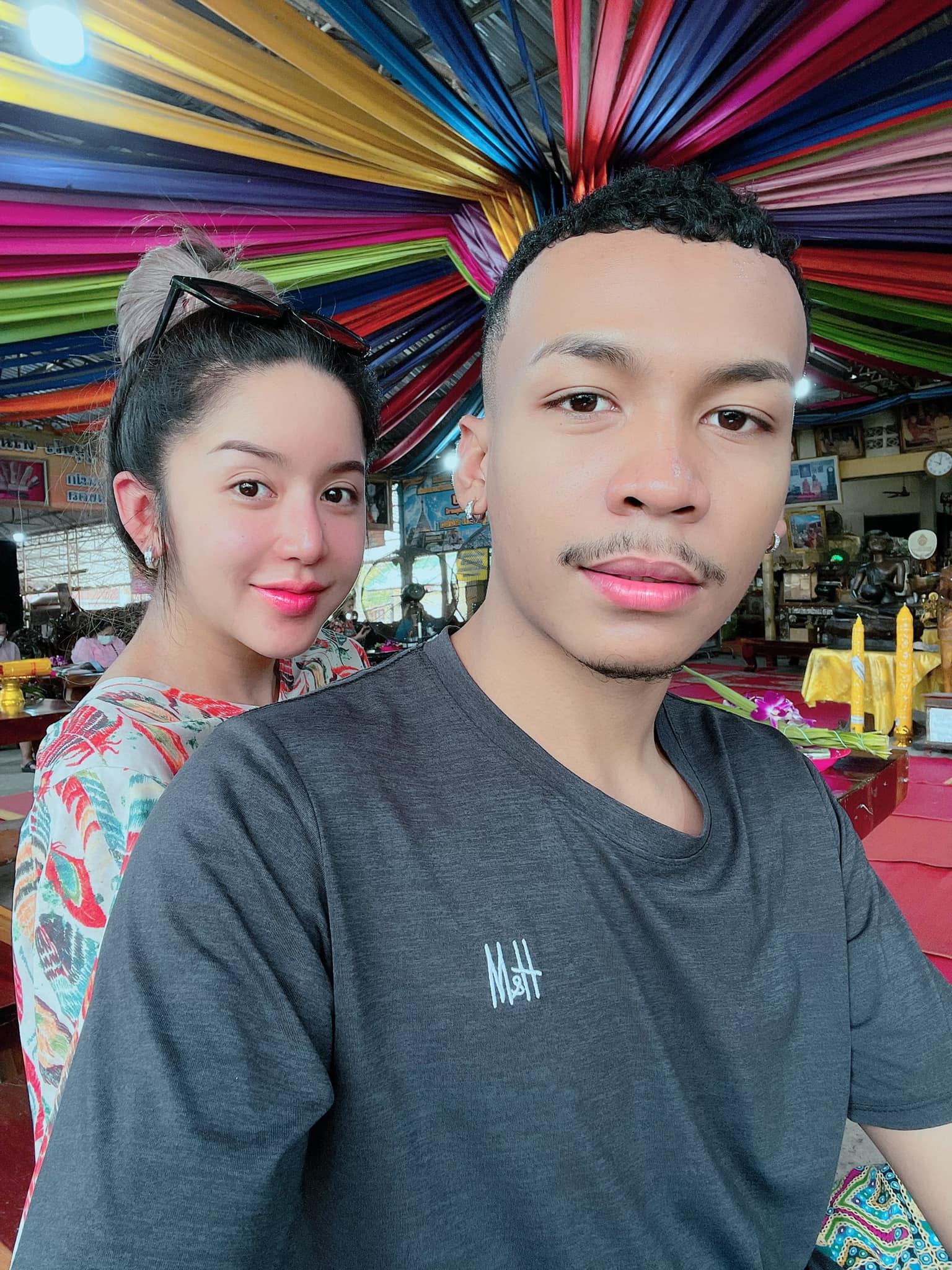 เคลื่อนไหวล่าสุด แฟนสาว โชค รถแห่ โพสต์ถามเคยเห็นมันสู้แบบหลังชนฝา หมาจนตรอกไหม??