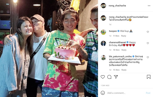 “โหน่ง” โพสต์ภาพวันเกิดลูกชายมีภรรยาร่วมเฟรม (มีคลิป)   