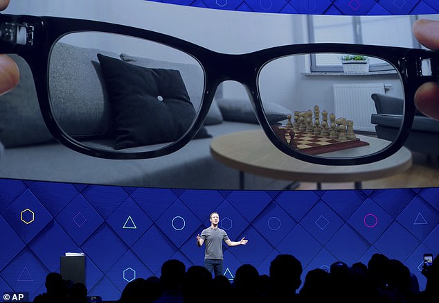 Facebook พัฒนาแว่นตาอัจฉริยะ เทเลพอร์ต ร่างของคุณไปยังสถานที่ต่าง ๆ ได้ !!