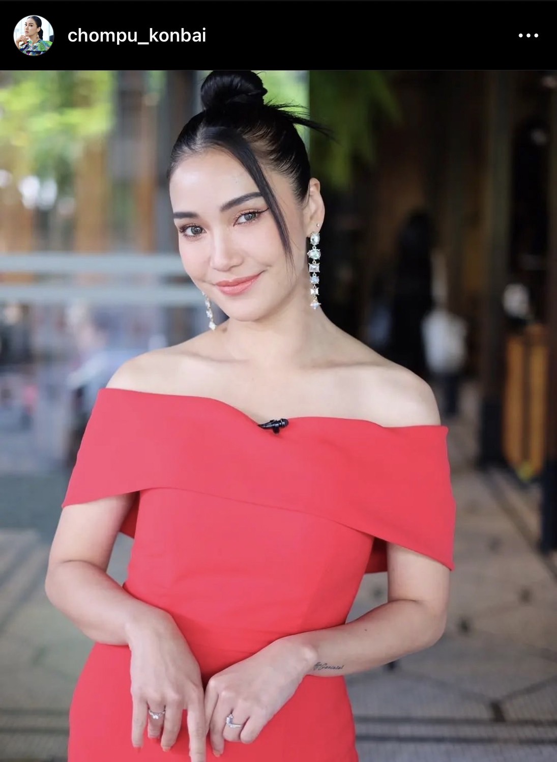 ชมพู่ ก่อนบ่าย ใจหาย หลังพ่อล้มในห้องน้ำ ต้องเฝ้าติดตามอาการใน ICU ชมพู่ ก่อนบ่าย ใจหาย หลังพ่อล้มในห้องน้ำ ต้องเฝ้าติดตามอาการใน ICU