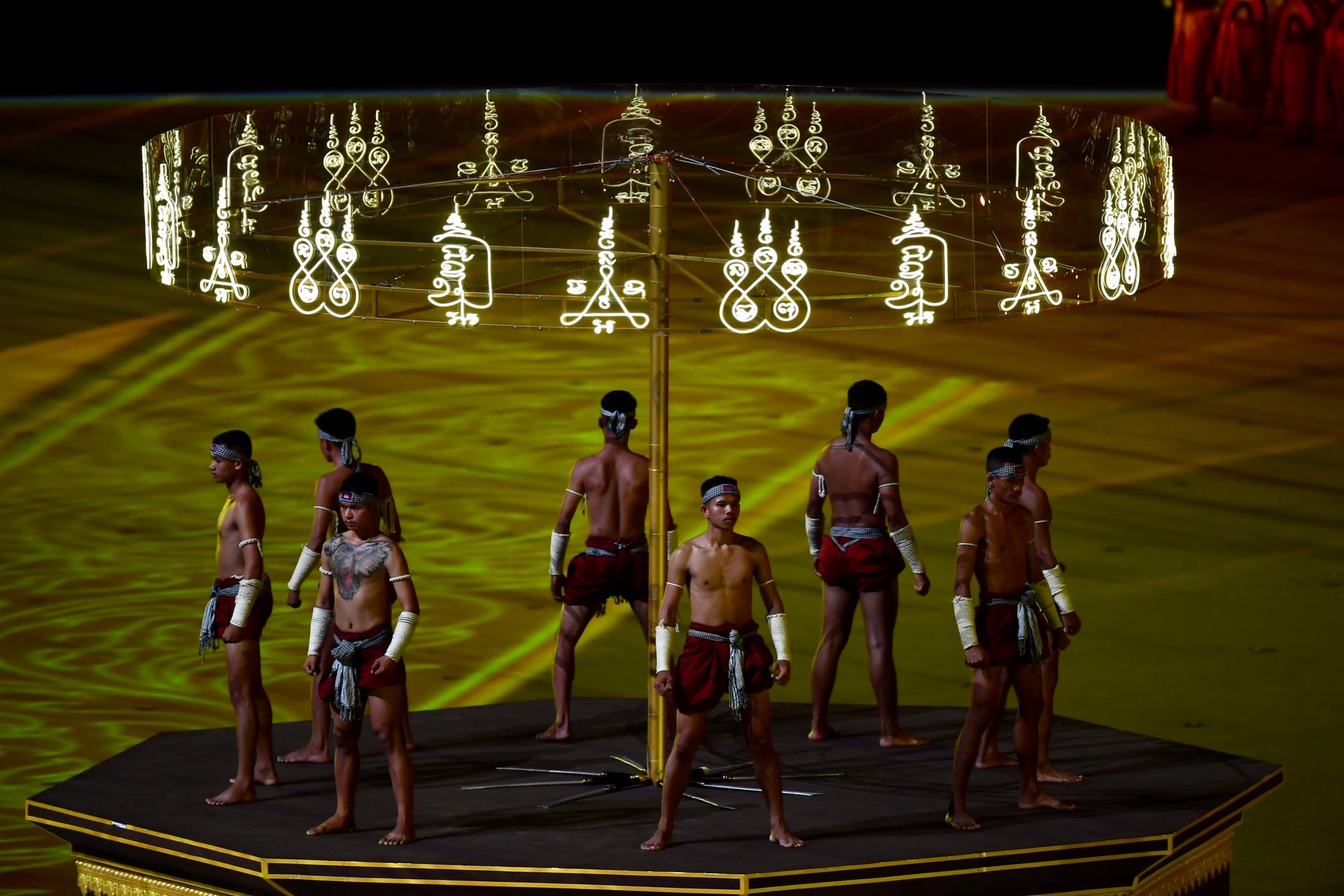 ประมวลภาพพิธีเปิด 'ซีเกมส์ 2023' กัมพูชาจัดยิ่งใหญ่อลังการ ประมวลภาพพิธีเปิด 'ซีเกมส์ 2023' กัมพูชาจัดยิ่งใหญ่อลังการ