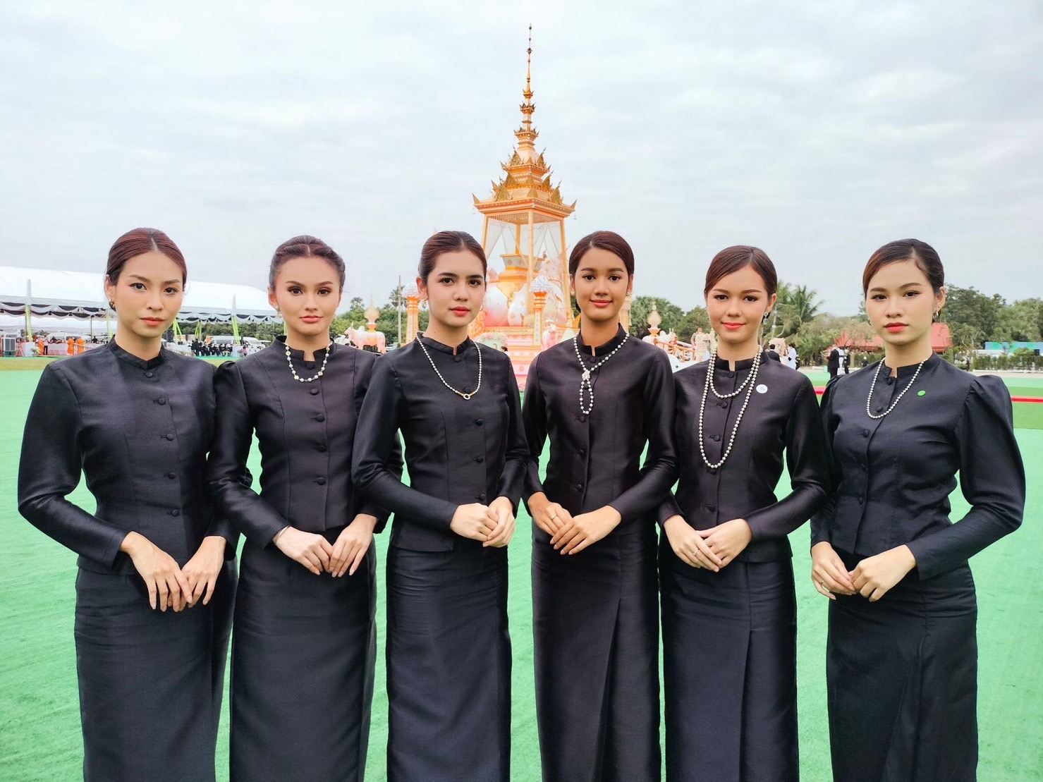 ประมวลภาพ งานพระราชทานเพลิงศพ สรพงศ์ ชาตรี