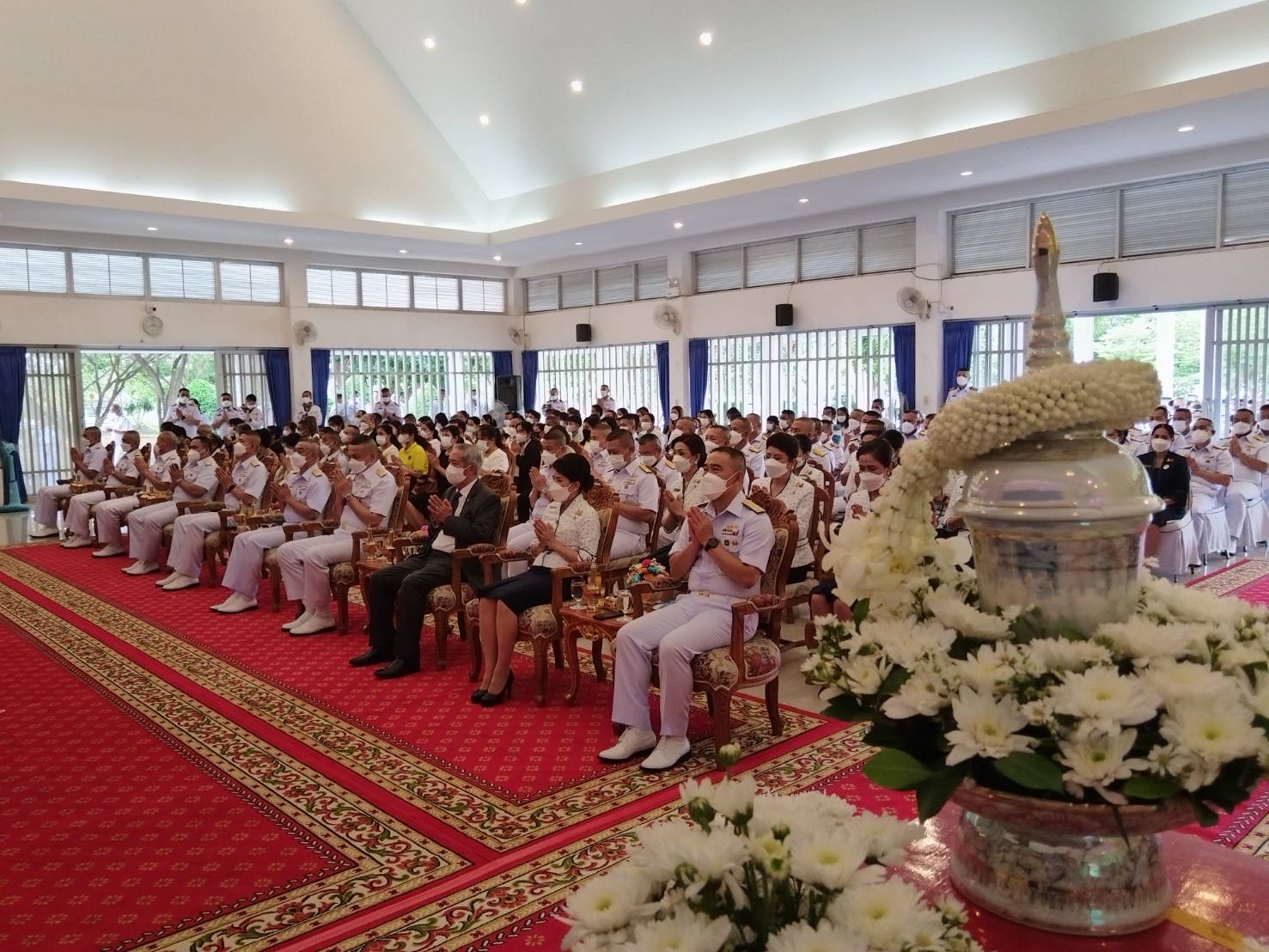 ผบ.ทร.ทำบุญครบ 100 วัน กำลังพลที่เสียชีวิตจากเรือหลวงสุโขทัยอับปาง