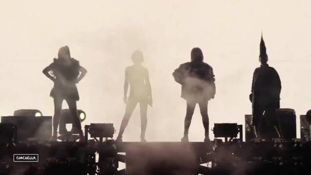 สุดเซอร์ไพรส์!! ‘ซีแอล’ พาวง 2NE1 รียูเนียนบนเวที Coachella (มีคลิป)