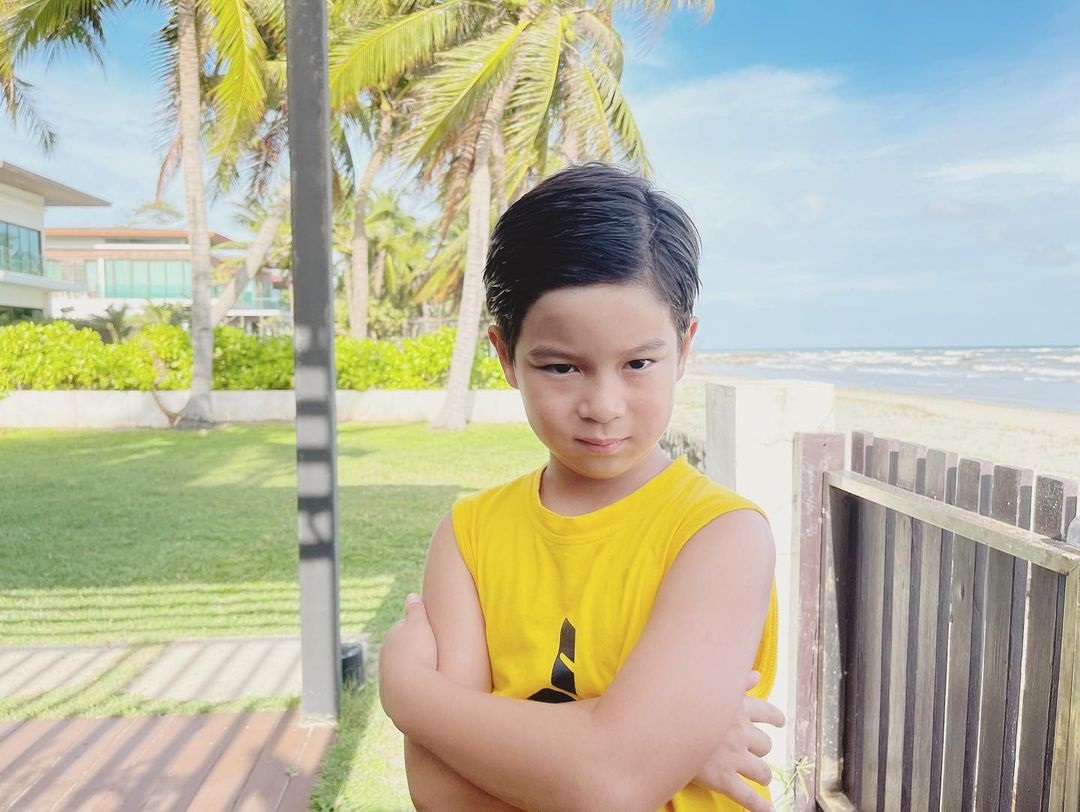 เมย์ มาริษา ตัดผมให้ลูกชาย ทำชาวเน็ตกรี๊ดลั่น!!