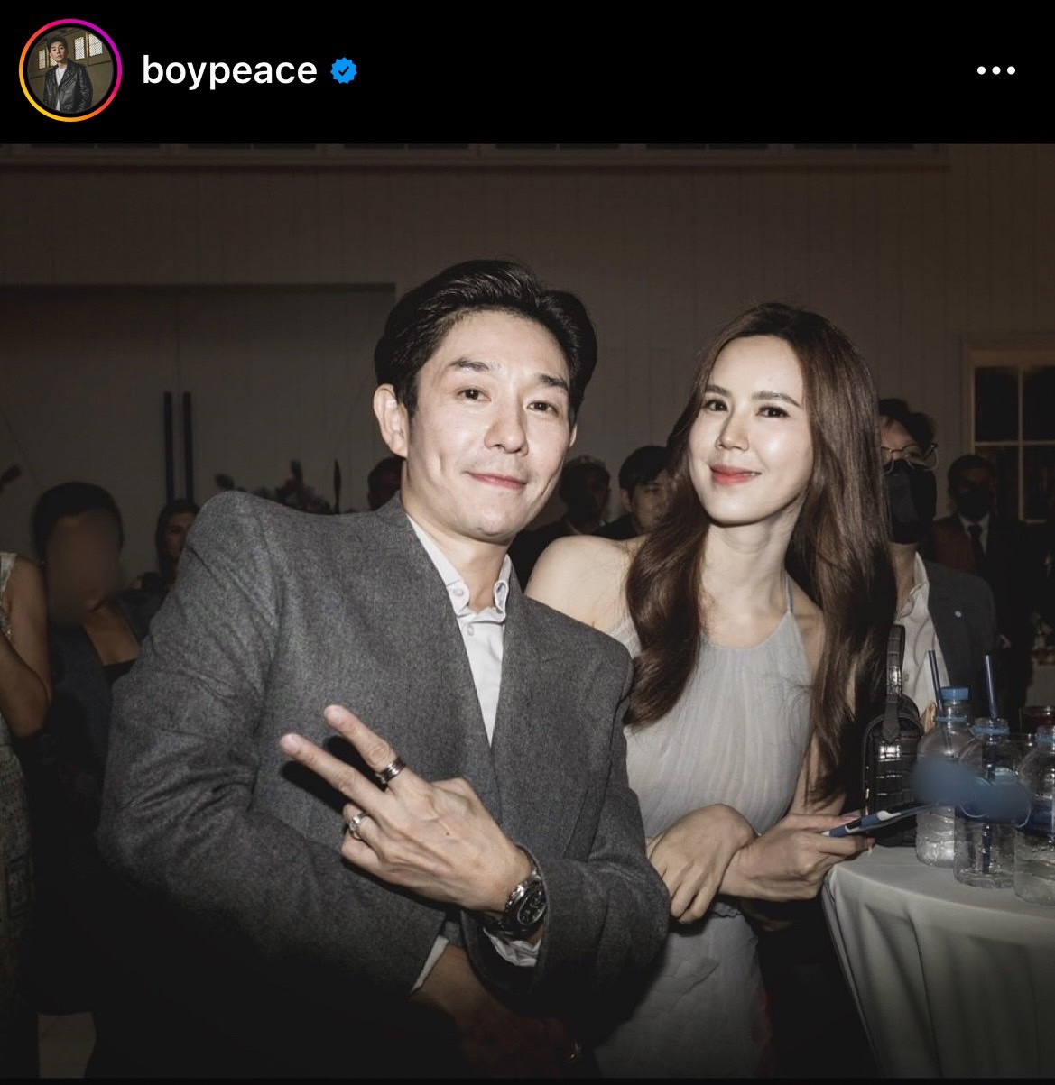 บอย พีชเมกเกอร์ แฉความโป๊ะของ เจี๊ยบ พิจิตรา เมื่อไปซื้อโทรศัพท์!! บอย พีชเมกเกอร์ แฉความโป๊ะของ เจี๊ยบ พิจิตรา เมื่อไปซื้อโทรศัพท์!!