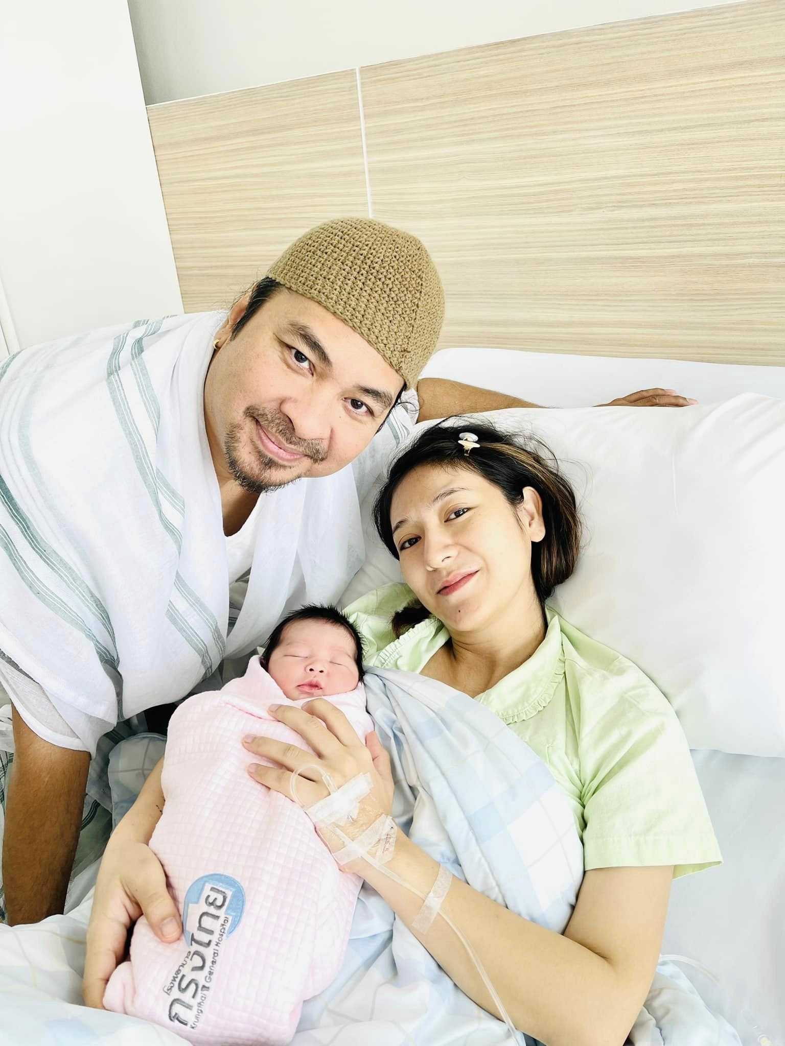 เป้ ไฮร็อค ประกาศข่าวดี ภรรยา กุ๊ก ฉายสุดา คลอดลูกสาวแล้ว