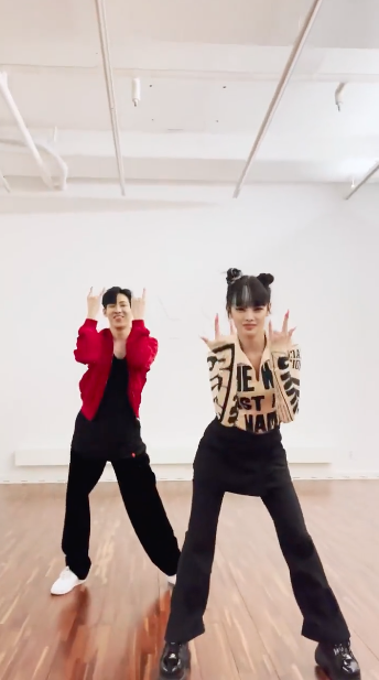 'แบมแบม-มินนี่'!! รับหน้าที่ MC งาน KCON 2023 THAILAND 18-19 มี.ค.นี้ 'แบมแบม-มินนี่'!! รับหน้าที่ MC งาน KCON 2023 THAILAND 18-19 มี.ค.นี้