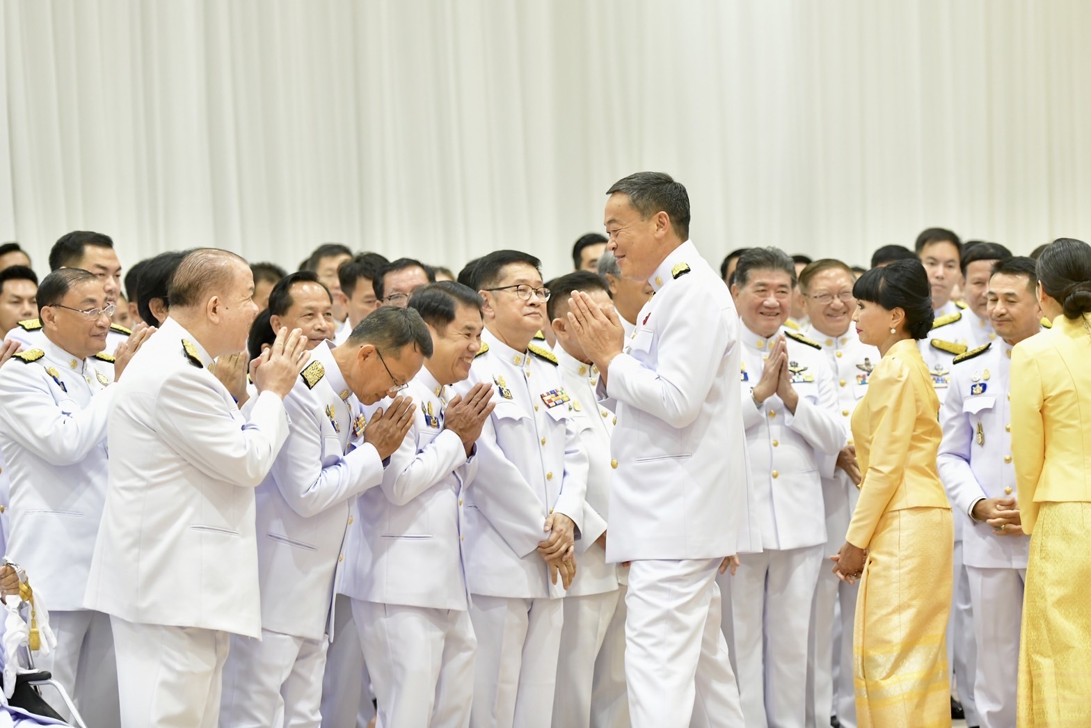 โปรดเกล้าฯ แต่งตั้ง เศรษฐา ทวีสิน ดำรงตำแหน่งนายกรัฐมนตรี คนที่ 30 