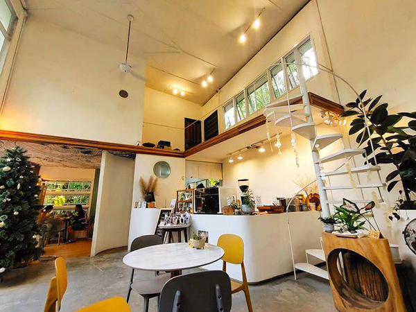 10 คาเฟ่ระนอง บรรยากาศดี เติมเต็มธรรมชาติเข้าปอด 10 คาเฟ่ระนอง บรรยากาศดี เติมเต็มธรรมชาติเข้าปอด