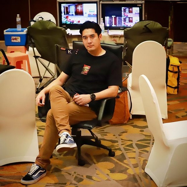  “วี วีรภาพ” เผย มุมมองความรัก ในวัย 42 ปี ยังไม่คิดมีครอบครัว (มีคลิป)