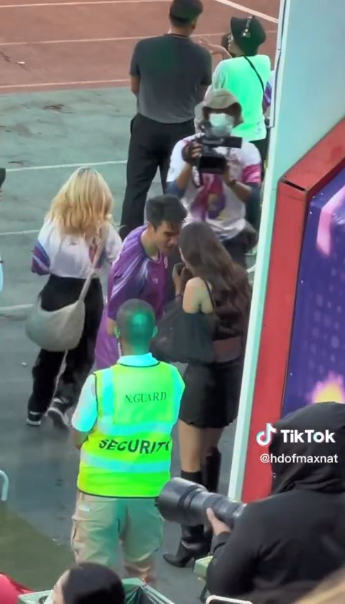 รวมช็อตเด็ด คนคลั่งรัก เปลี่ยนงานบอลให้หวานจนเหมือนงานแต่ง
