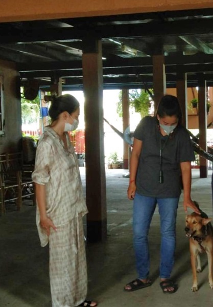 ดิว อริสรา พร้อมทางโรงแรม ยกกระเช้าเข้าขอโทษเจ้าของเฮงเฮง หลังถูกดราม่าจุดพลุทำสุนัขเตลิดหายไป ดิว อริสรา พร้อมทางโรงแรม ยกกระเช้าเข้าขอโทษเจ้าของเฮงเฮง หลังถูกดราม่าจุดพลุทำสุนัขเตลิดหายไป