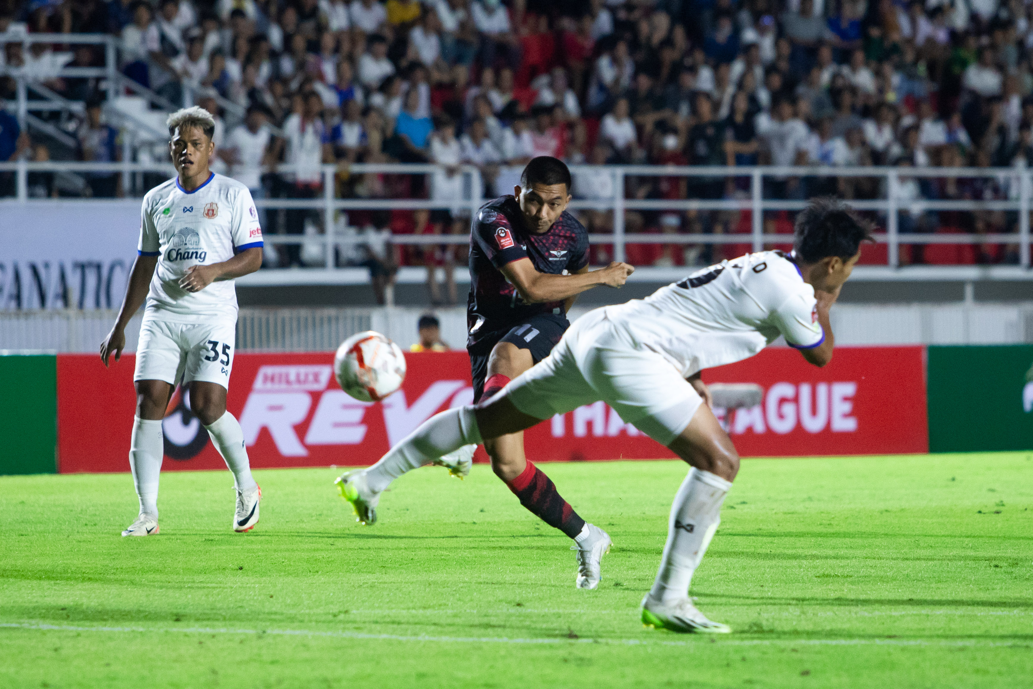 ผลบอลสด ไทยลีก 2023-24 สัปดาห์ที่ 3 ลำพูน วอลิเออร์ พบ ทรู แบงค็อก ยูไนเต็ด ผลบอลสด ไทยลีก 2023-24 สัปดาห์ที่ 3 ลำพูน วอลิเออร์ พบ ทรู แบงค็อก ยูไนเต็ด