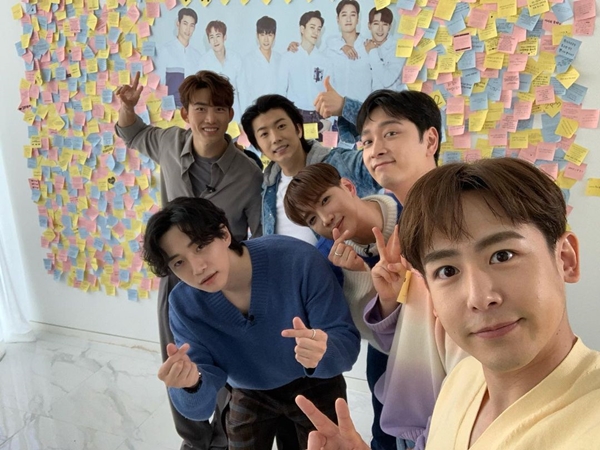 แฟนๆ แห่กดไลค์ “นิชคุณ” และวง “2PM” พร้อมคัมแบ็ค แฟนๆ แห่กดไลค์ “นิชคุณ” และวง “2PM” พร้อมคัมแบ็ค