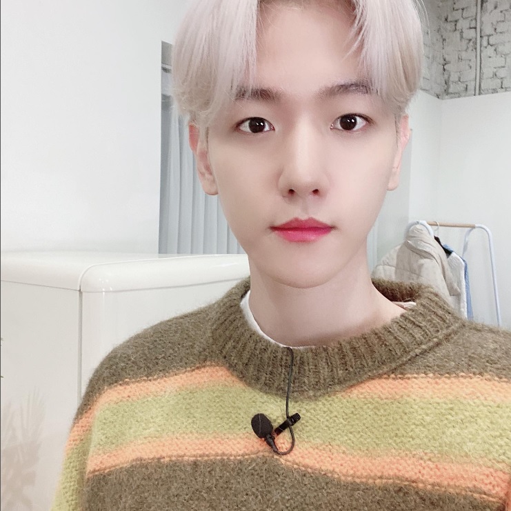 แบคฮยอน EXO ออกจากกรมทหารแล้ว แฟนๆ ร่วมต้อนรับฉลองการกลับมา แบคฮยอน EXO ออกจากกรมทหารแล้ว แฟนๆ ร่วมต้อนรับฉลองการกลับมา