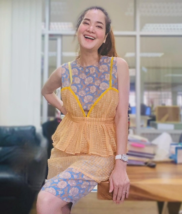 ปอย ปวีณา โพสต์ตาเขียวช้ำ เป็นอุทาหรณ์จากการเล่นสเก็ตบอร์ด ปอย ปวีณา โพสต์ตาเขียวช้ำ เป็นอุทาหรณ์จากการเล่นสเก็ตบอร์ด
