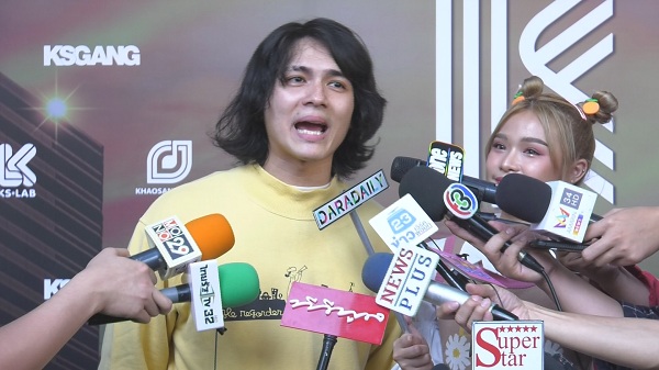 แน็ก ชาลี เซ็งเฟซบุ๊กถูกบล็อค หลังคอมเมนต์ ก้อง ห้วยไร่   (มีคลิป)