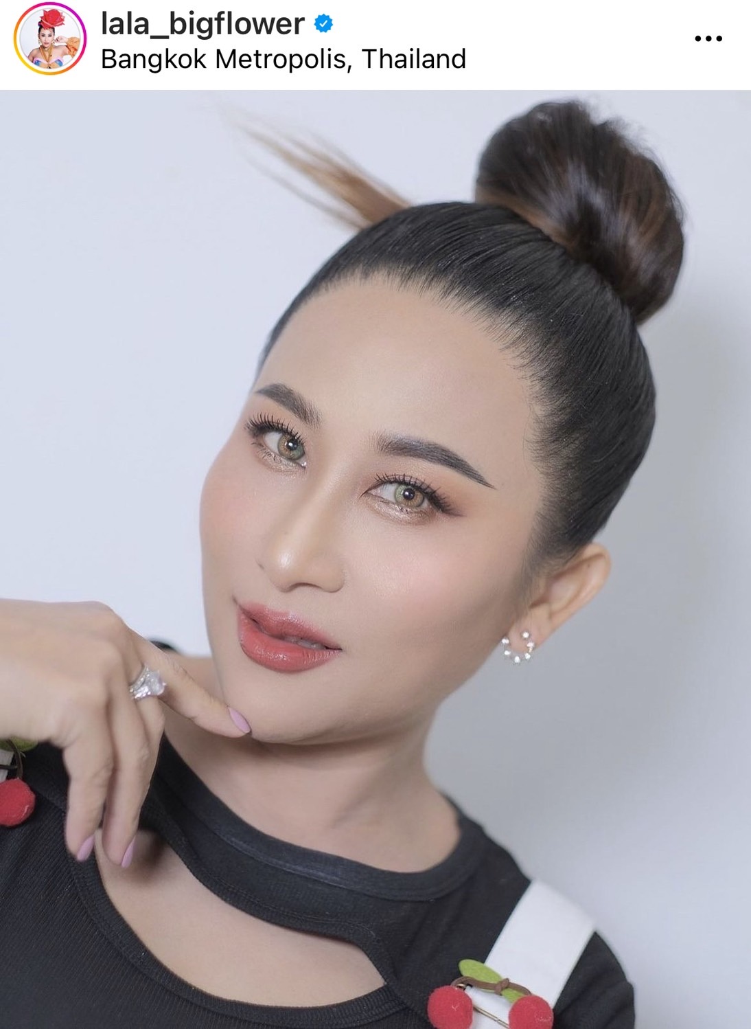 ลาล่า ฟาดแซ่บปกป้อง ธัญญ่า ลั่น! ถ้าไม่หยุดจะชวนไปเป็นมิส สน. ลาล่า ฟาดแซ่บปกป้อง ธัญญ่า ลั่น! ถ้าไม่หยุดจะชวนไปเป็นมิส สน.