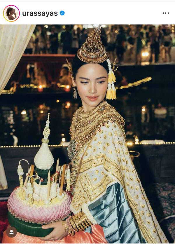 นางนพมาศ ญาญ่า อุรัสยา สุดงดงาม ร่วมขบวนแห่ทางน้ำ ลอยกระทง 2567 นางนพมาศ ญาญ่า อุรัสยา สุดงดงาม ร่วมขบวนแห่ทางน้ำ ลอยกระทง 2567
