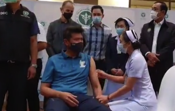 ‘สาธิต’เผยหลังรับ ‘วัคซีนโควิด-19’ เข็มแรก ยังไม่มีอาการข้างเคียง