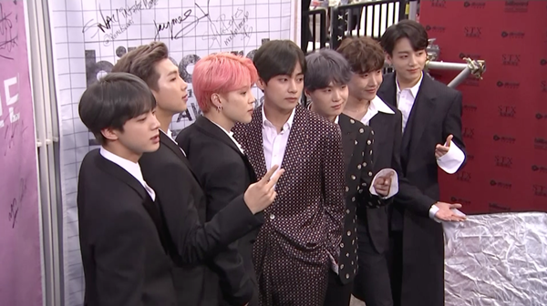 ฉลองเดบิวต์ 8 ปี!! BTS โชว์ออนไลน์ 2 วัน โกยกว่า 2,100 ล้าน ฉลองเดบิวต์ 8 ปี!! BTS โชว์ออนไลน์ 2 วัน โกยกว่า 2,100 ล้าน