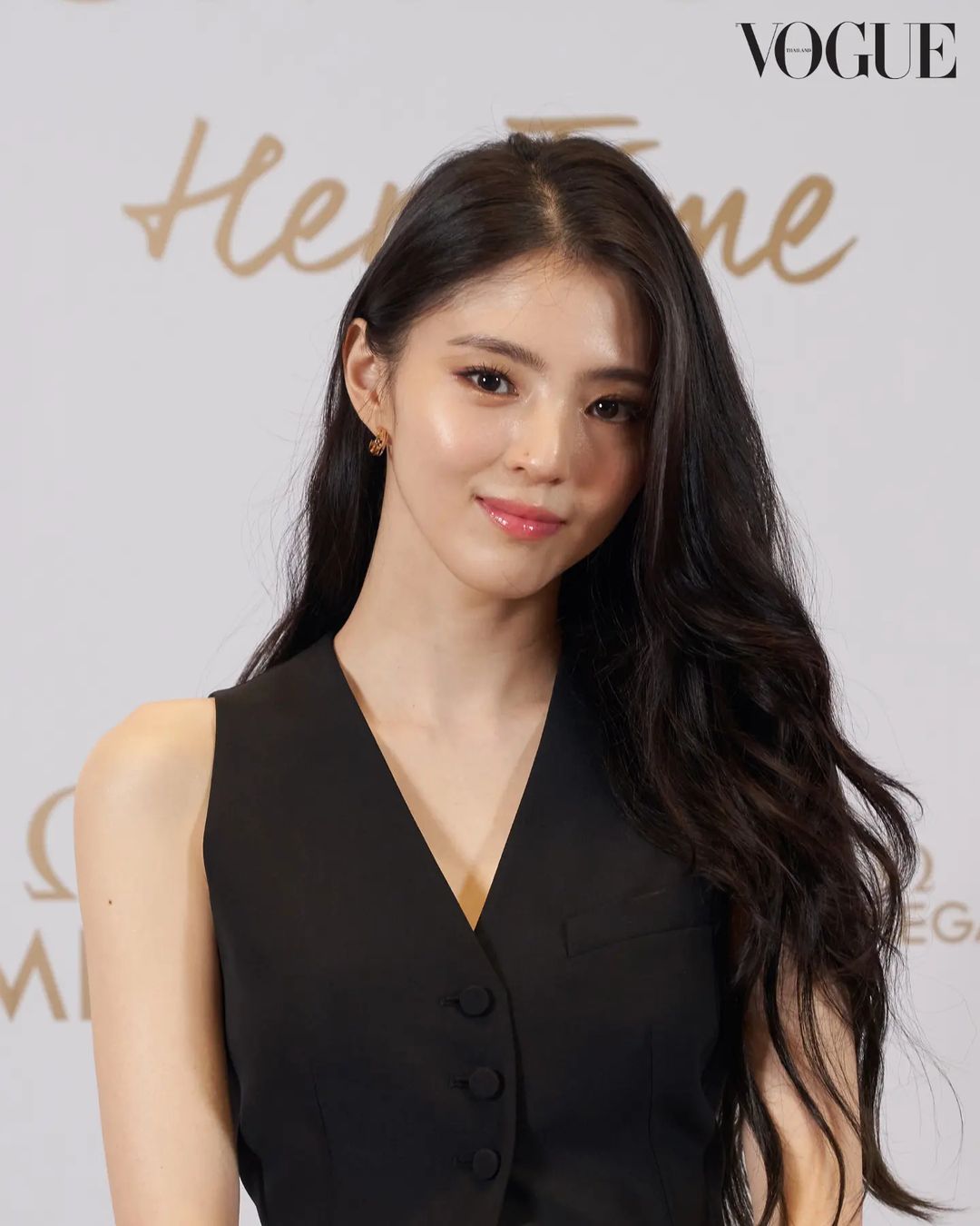 สวยออร่าจัดเต็ม!! ส่องลุค ‘ฮันโซฮี’ ที่อีเวนต์แบรนด์หรูครั้งแรกในไทย สวยออร่าจัดเต็ม!! ส่องลุค ‘ฮันโซฮี’ ที่อีเวนต์แบรนด์หรูครั้งแรกในไทย