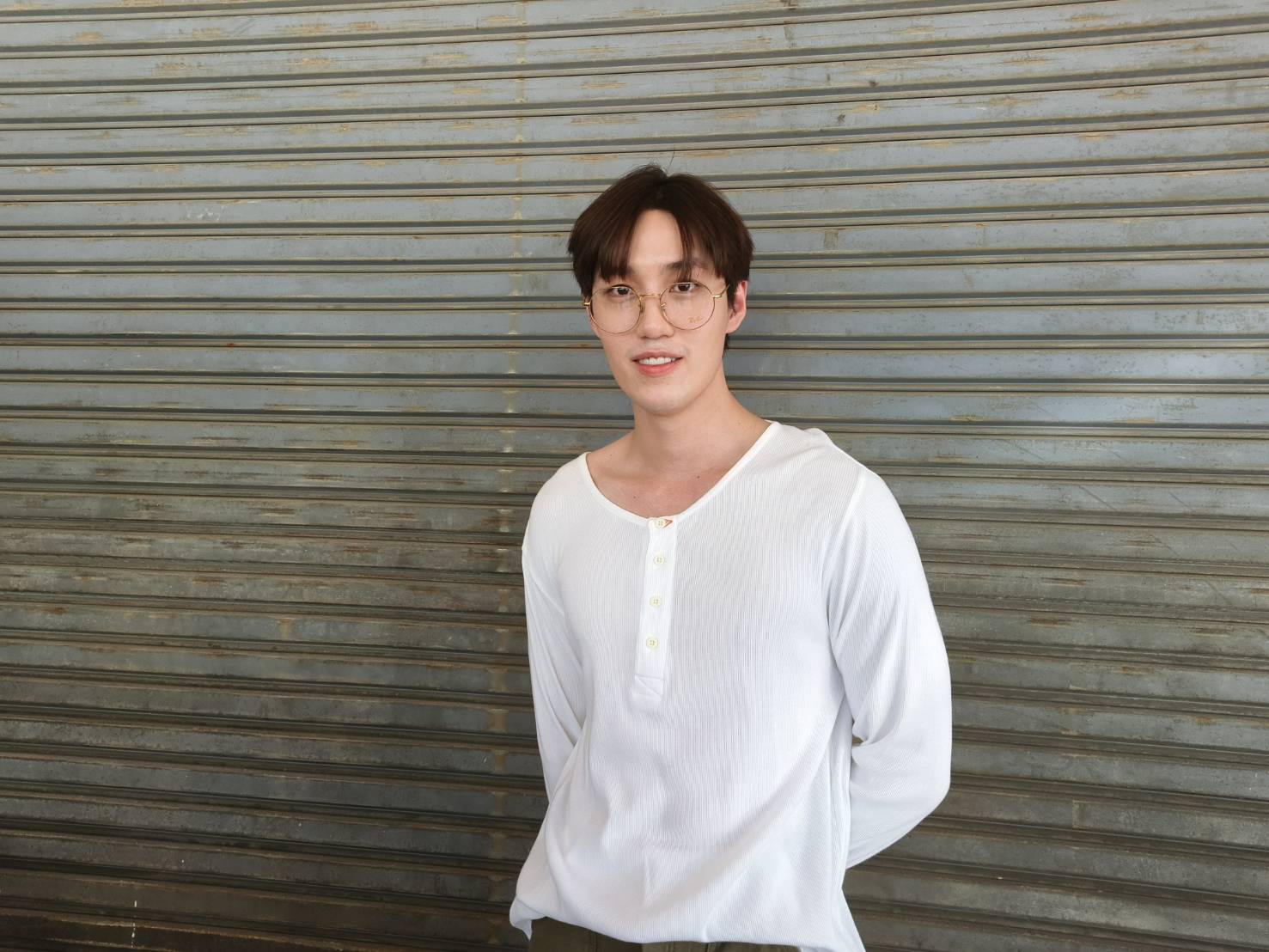 ต่อ ธนภพ เข้าคูหาเลือกตั้ง พร้อมเชิญชวนทุกคนออกมาใช้สิทธิให้เต็มที่ ต่อ ธนภพ เข้าคูหาเลือกตั้ง พร้อมเชิญชวนทุกคนออกมาใช้สิทธิให้เต็มที่