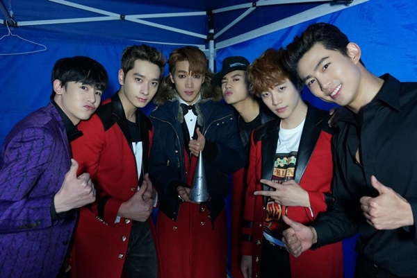 แฟนๆ แห่กดไลค์ “นิชคุณ” และวง “2PM” พร้อมคัมแบ็ค แฟนๆ แห่กดไลค์ “นิชคุณ” และวง “2PM” พร้อมคัมแบ็ค
