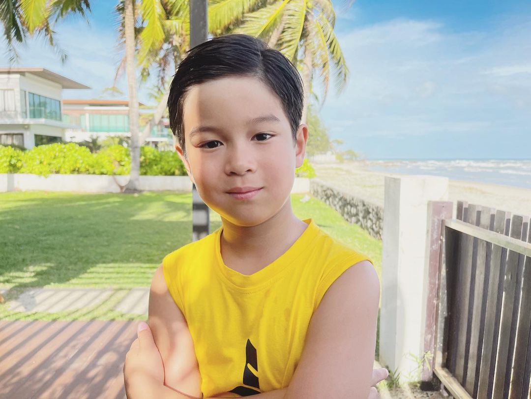 เมย์ มาริษา ตัดผมให้ลูกชาย ทำชาวเน็ตกรี๊ดลั่น!!