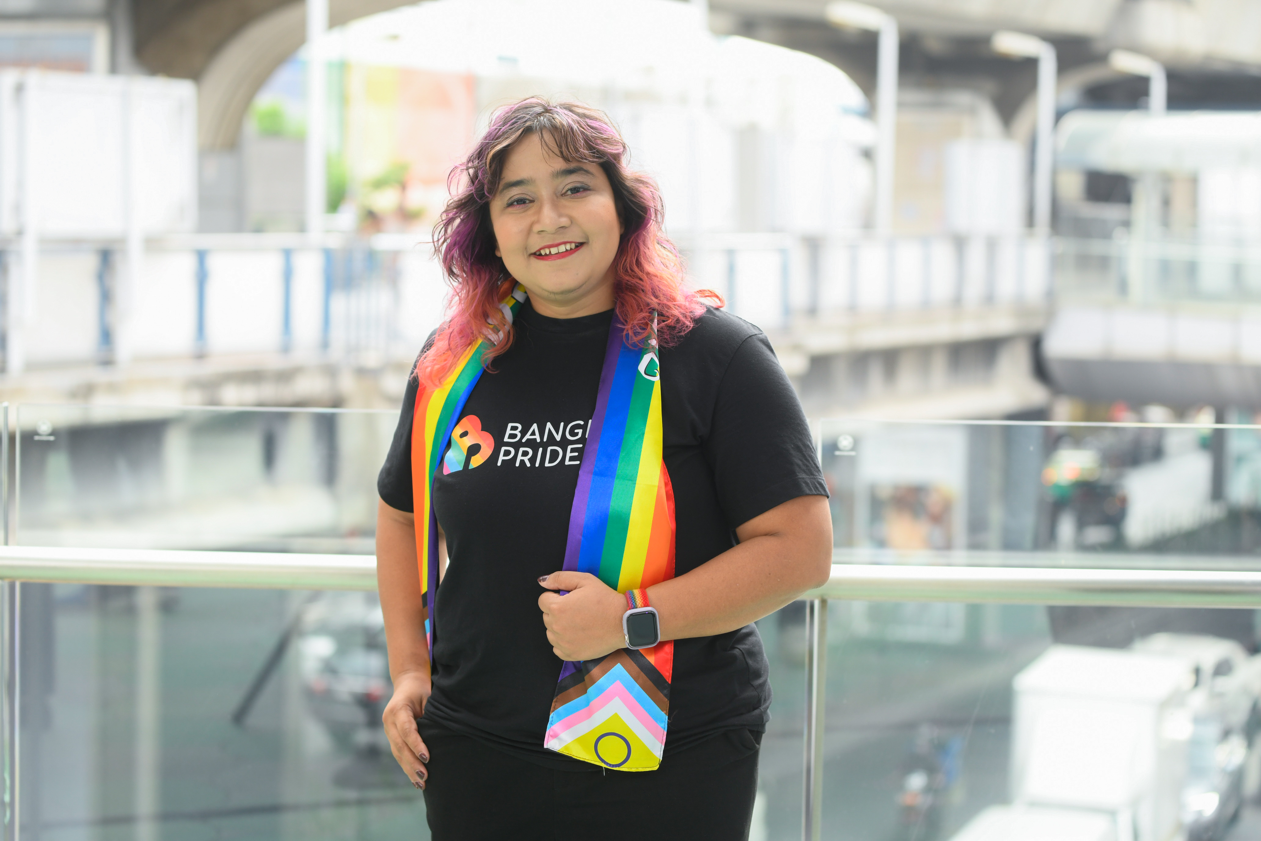 Pride month : คุยกับ ‘วาดดาว แต่งเกลี้ยง’ หวัง พ.ร.บ.สมรสเท่าเทียม เรียกคืนศักดิ์ศรีความเป็นมนุษย์ Pride month : คุยกับ ‘วาดดาว แต่งเกลี้ยง’ หวัง พ.ร.บ.สมรสเท่าเทียม เรียกคืนศักดิ์ศรีความเป็นมนุษย์