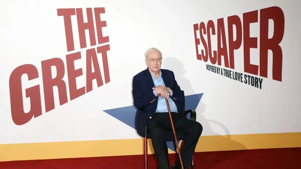 “Michael Caine” ประกาศเกษียณหลังจากแสดงหนังเรื่องสุดท้าย 'The Great Escaper' “Michael Caine” ประกาศเกษียณหลังจากแสดงหนังเรื่องสุดท้าย 'The Great Escaper'