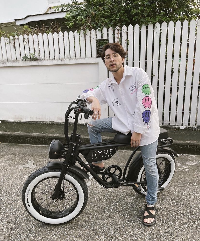 ทอม อิศรา โพสต์แจ้งติดโควิด-19 ขออภัยทุกฝ่ายที่ได้รับผลกระทบ