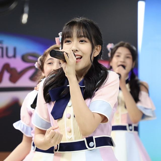 มิวนิค BNK48 ประกาศจบการศึกษา ออกจากวง เหตุปัญหาสุขภาพ