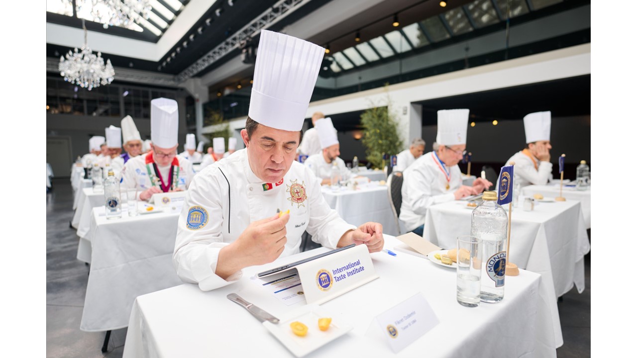 “ไก่สดเบญจา-ไส้กรอกซีพี” คว้ารางวัลสุดยอดรสชาติอาหารระดับโลก พร้อมแพลนเบสต์ “มีทซีโร่” “ไก่สดเบญจา-ไส้กรอกซีพี” คว้ารางวัลสุดยอดรสชาติอาหารระดับโลก พร้อมแพลนเบสต์ “มีทซีโร่”